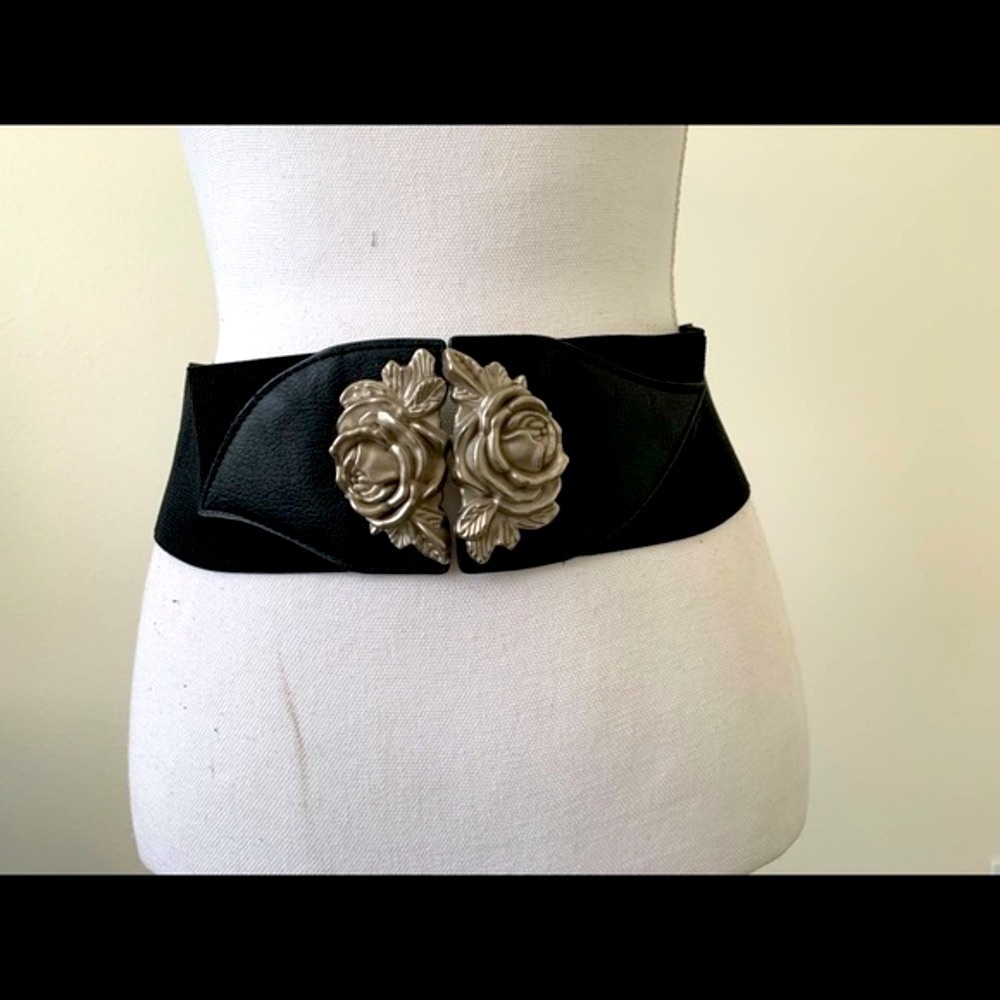 Stretch Timing Elegant Black Belt with Silver Floral Buckle